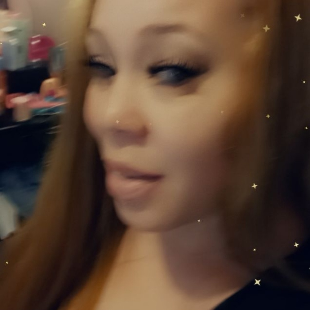 Meet your Posher, Desiray